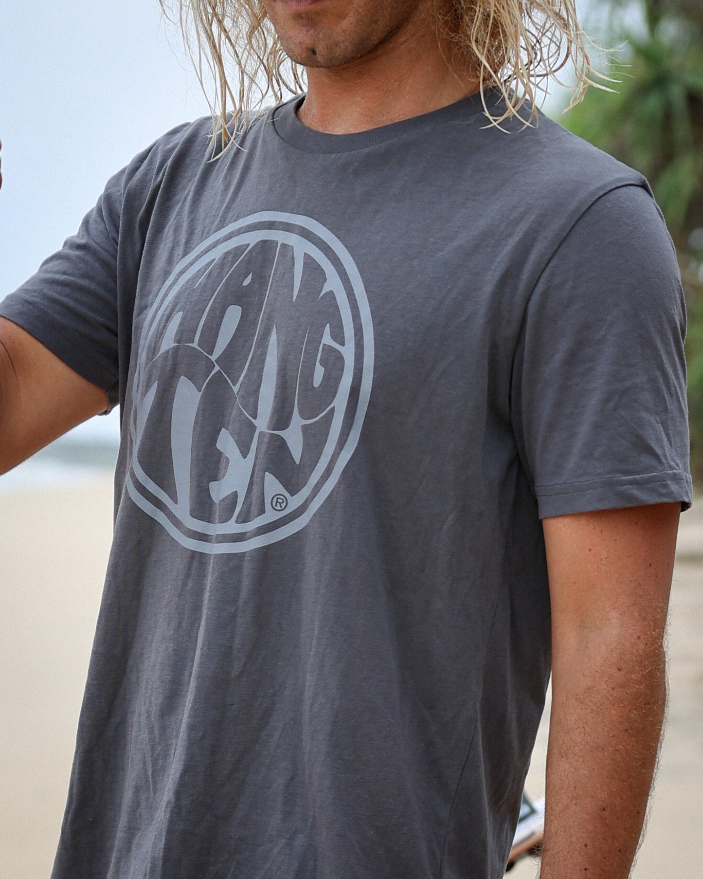 Hang Ten Surfer T-Shirt – Anthrazitgrau