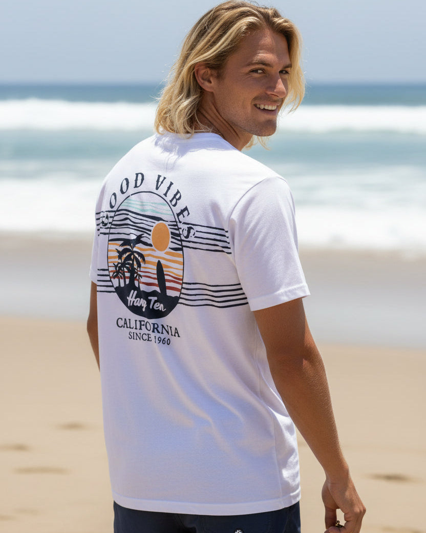 Hang Ten Good Vibes Organic Cotton T-shirt White i 100% ekologisk bomull med klassisk surfstil
