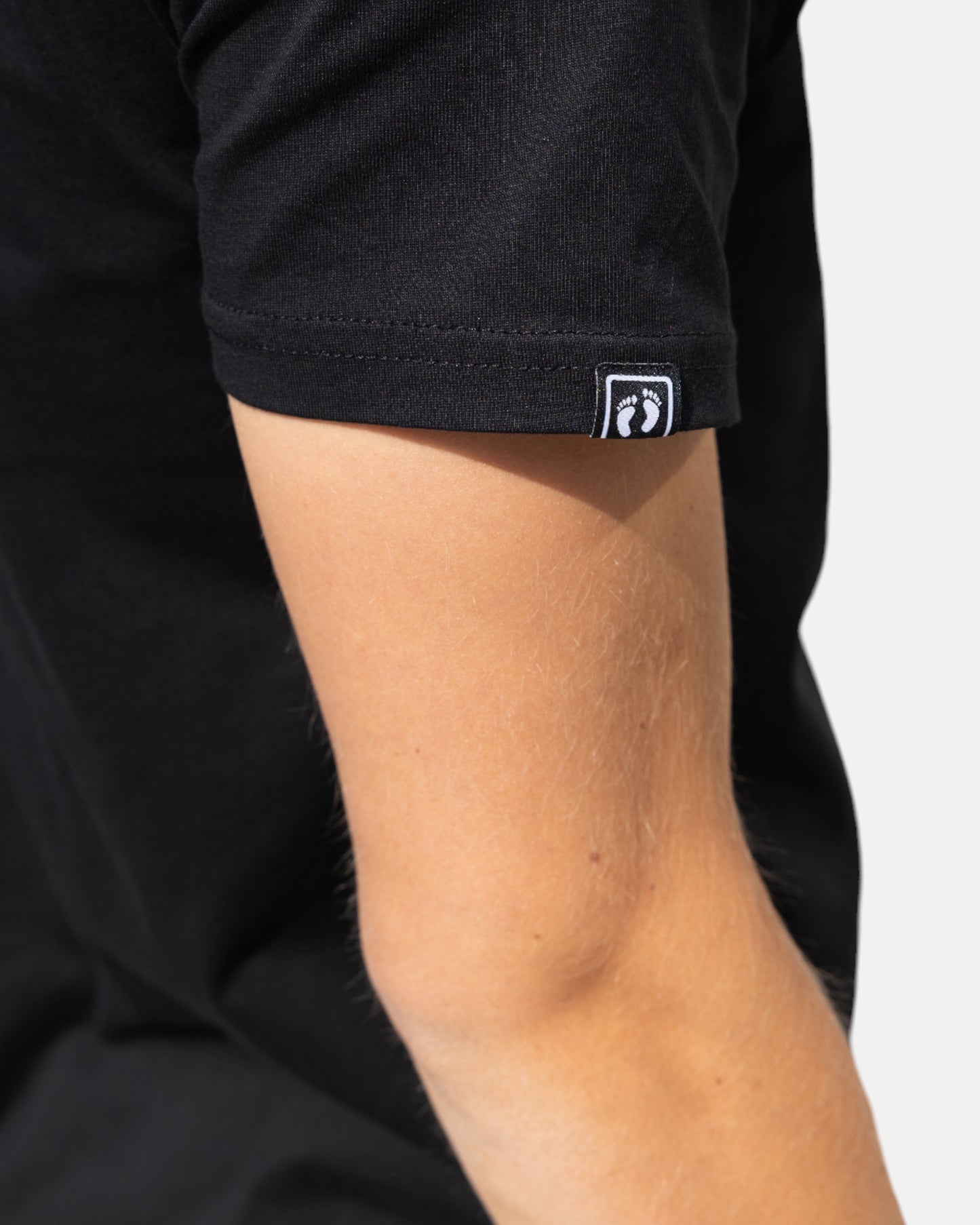T-Shirt mit Icon-Logo aus 100 % Bio-Baumwolle – Schwarz