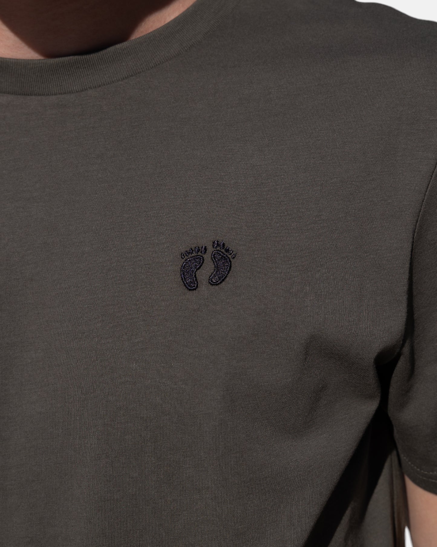 T-Shirt mit Icon-Logo aus 100 % Bio-Baumwolle – Grünes Khaki