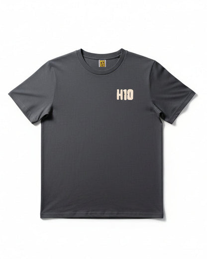 Hang Ten HT10 Oceanside T-shirt Anthracite i 100% ekologisk bomull med klassisk surfstil