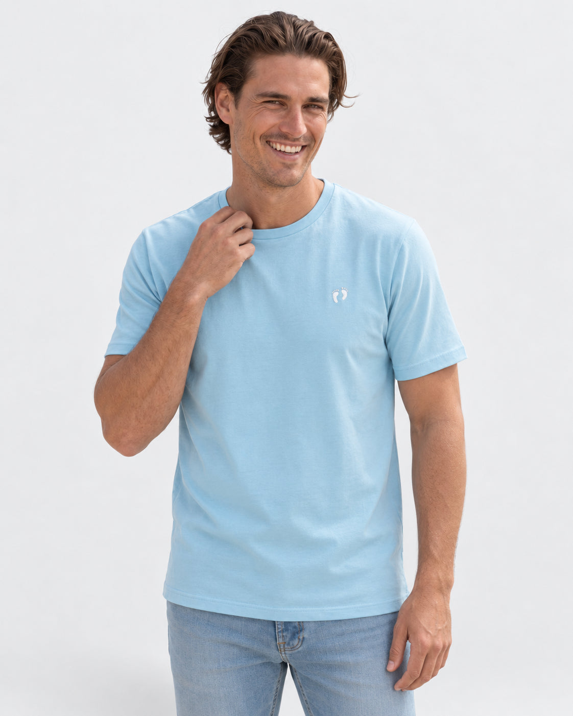 Hang Ten Icon T-shirt Sky Blue – studio front