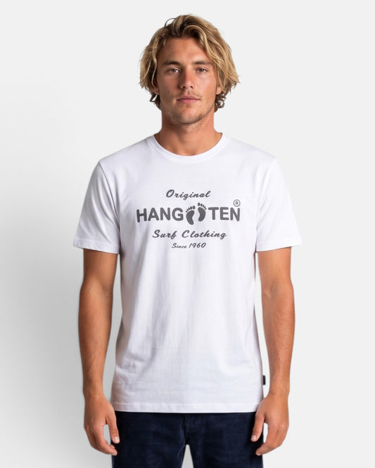 Hang Ten Classic Logo T-shirt White på herrmodell, framifrån